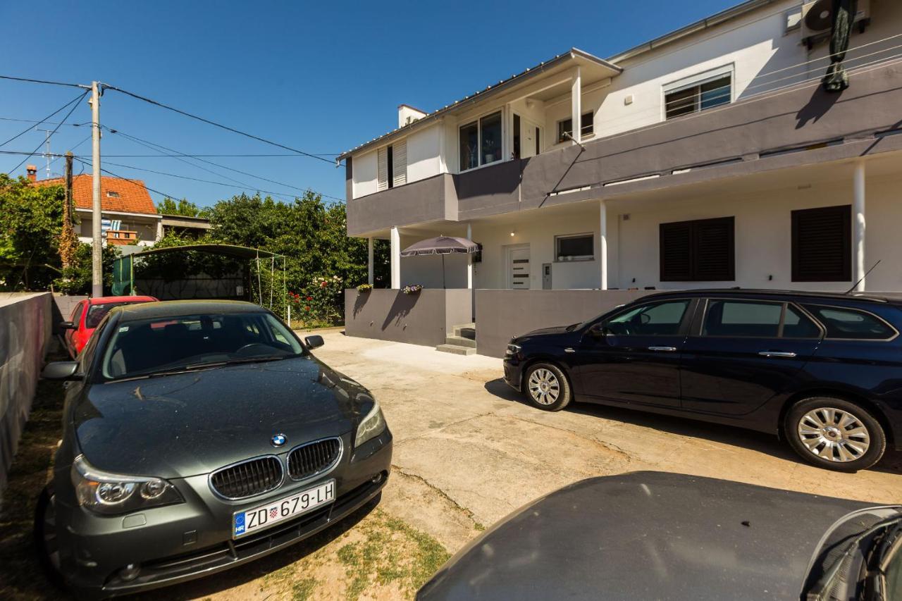 Petra Modern Apartment With Free Parking And Bbq Zara Esterno foto